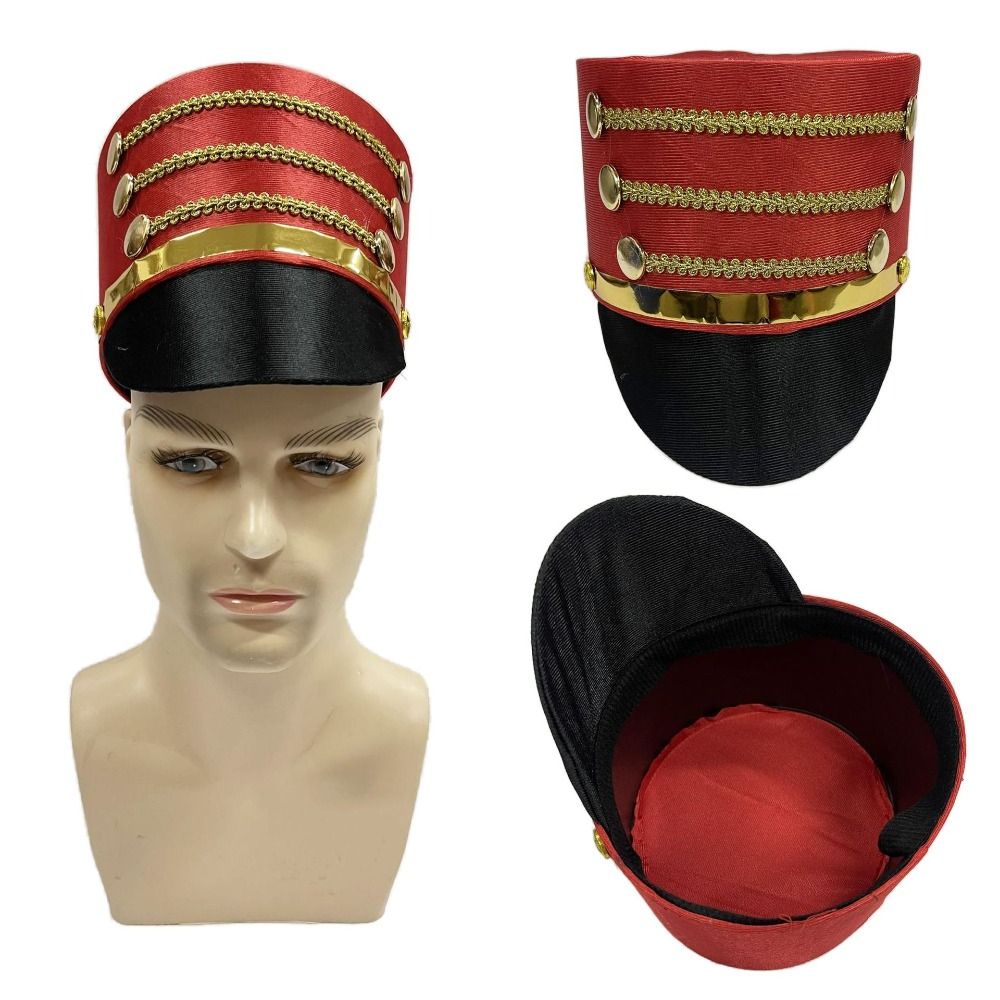 Photography Major - Topi marching band dengan hiasan emas,